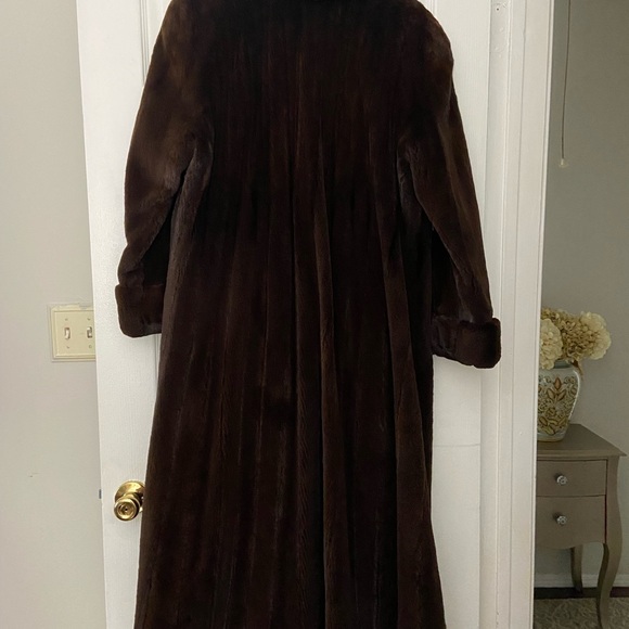Female sheared mink coat size 12 - Picture 2 of 2